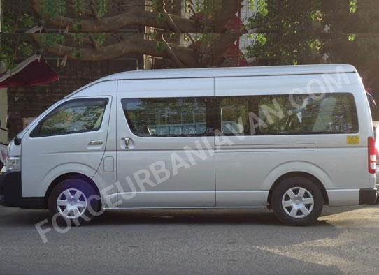 8+1 seater toyota hiace imported mini van on rent